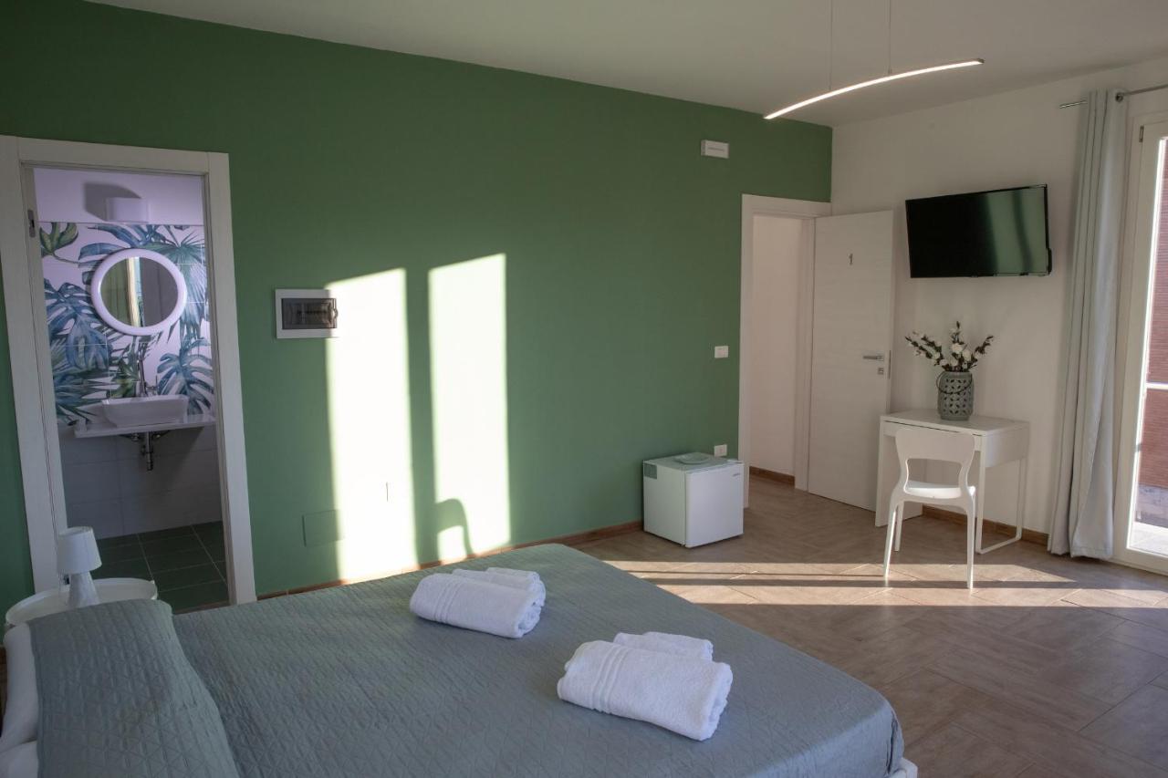 Largo Sicilia B&B アヴォラ エクステリア 写真