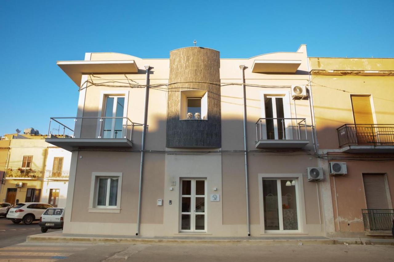 Largo Sicilia B&B アヴォラ エクステリア 写真